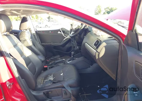 2014 Volkswagen Jetta Se z USA, uszkodzony, nr VIN 3VWD17AJ8EM287054